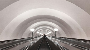 Сразу три станции петербургского метро ограничили на вход из-за большого количества пассажиров