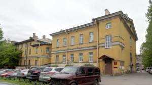 Александрийскую купеческую гимназию на Тамбовской отремонтировали без разрешения КГИОП