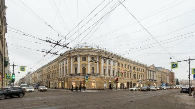 Помещение в Доме Яковлева на Гороховой сдают в аренду за 1,4 млн