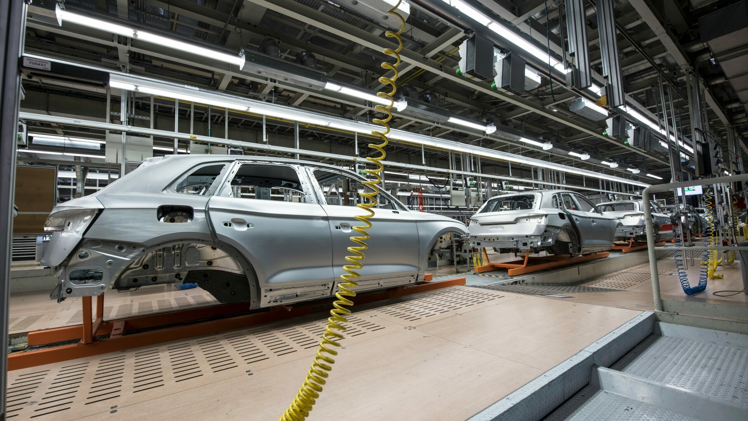 Бывший завод Toyota в Петербурге перешел отечественному автопроизводителю Aurus