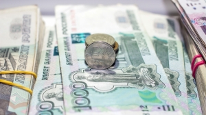 Реальные зарплаты в России выросли почти на 8%