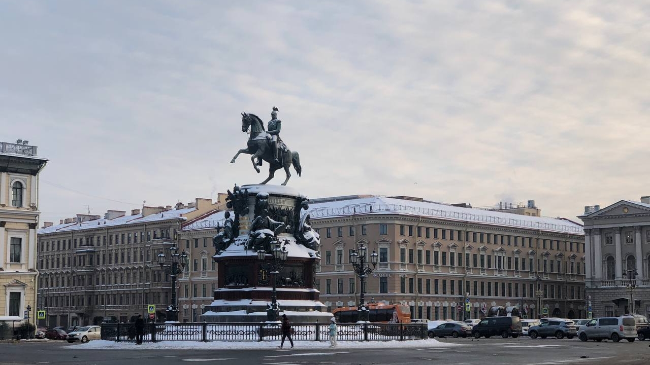 Петербург и Ленобласть попали в топ регионов страны по качеству жизни