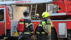 Пожарные боролись с учебным огнем в здании Санкт-Петербургской избирательной комиссии