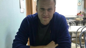 Владимиру Путину доложили о смерти Навального* посреди завода роботов: случайность или ирония судьбы?