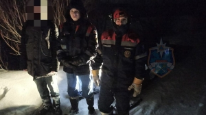 В Ленобласти спасатели провели ночь в лесу в поисках заблудившегося мужчины