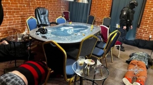 Полиция накрыла нелегальный покерный клуб в самом центре Петербурга
