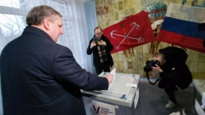 Глава петербургского Избиркома проголосовал и дал прогноз о явке на выборы