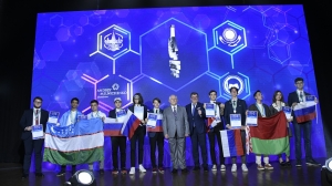 Десять юных химиков будут представлять Россию на Международной Менделеевской олимпиаде