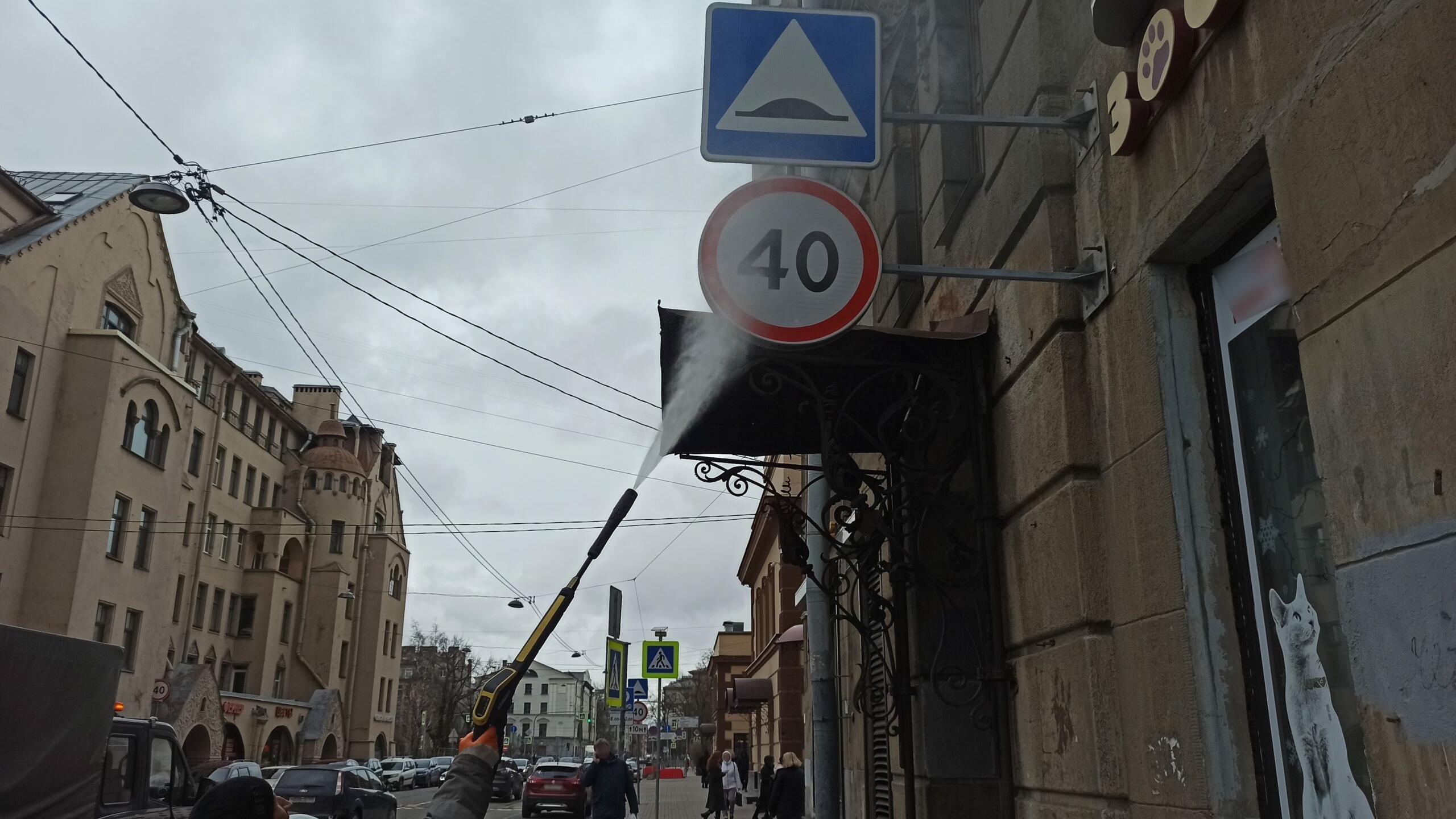 Петербург станет чище. Комитет по транспорту приступил к ночным работам