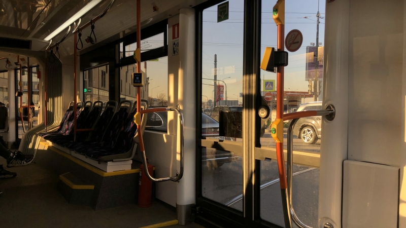 «С вас 86 рублей!» Сколько стоит проезд в транспорте Петербурга с 8 августа