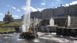 Гепатит А, травмы и удар током: очаровательные фонтаны приготовились к приему петербуржцев
