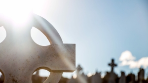 На кладбищах Америки появляются могилы наемников, погибших на Украине