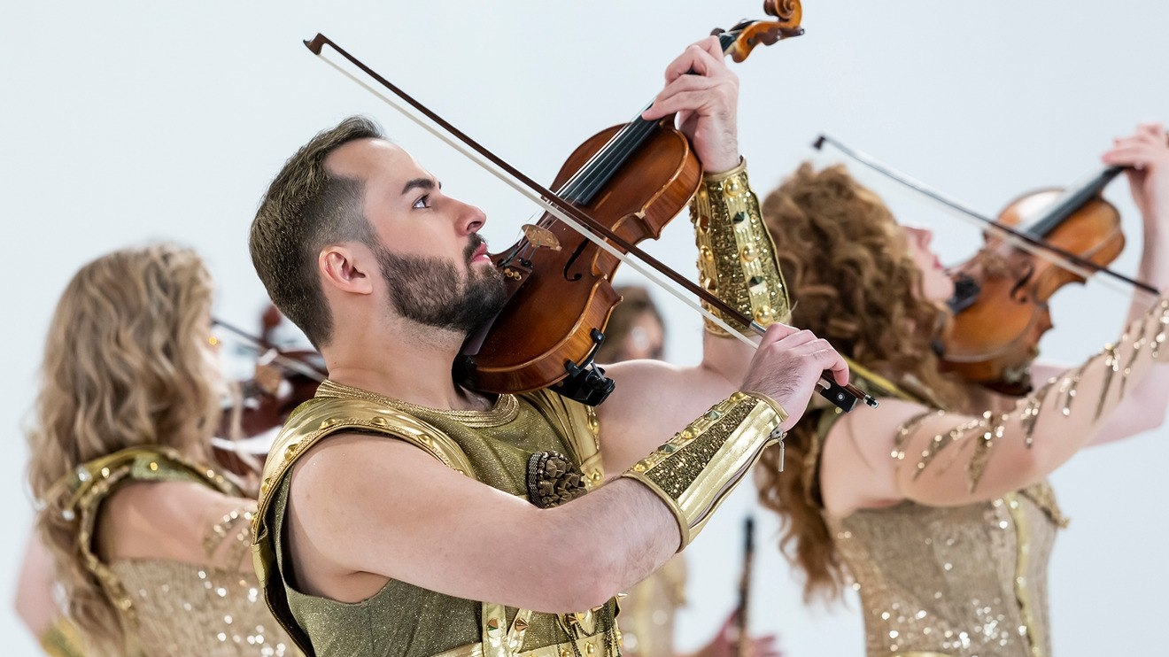 Жителей Петербурга ждет музыкальное путешествие в мир симфонического рока