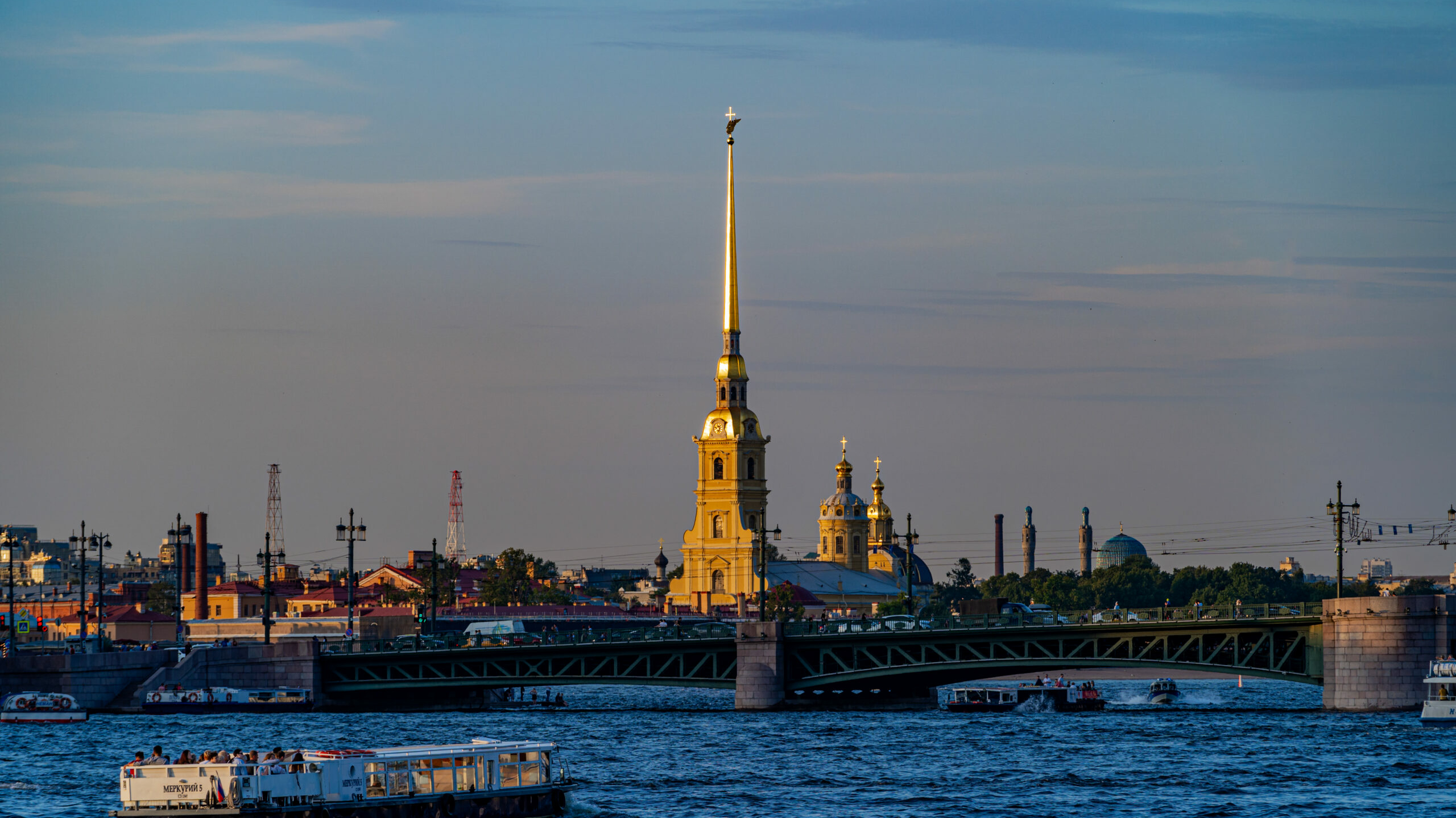 Петербург отмечает 321 день рождения