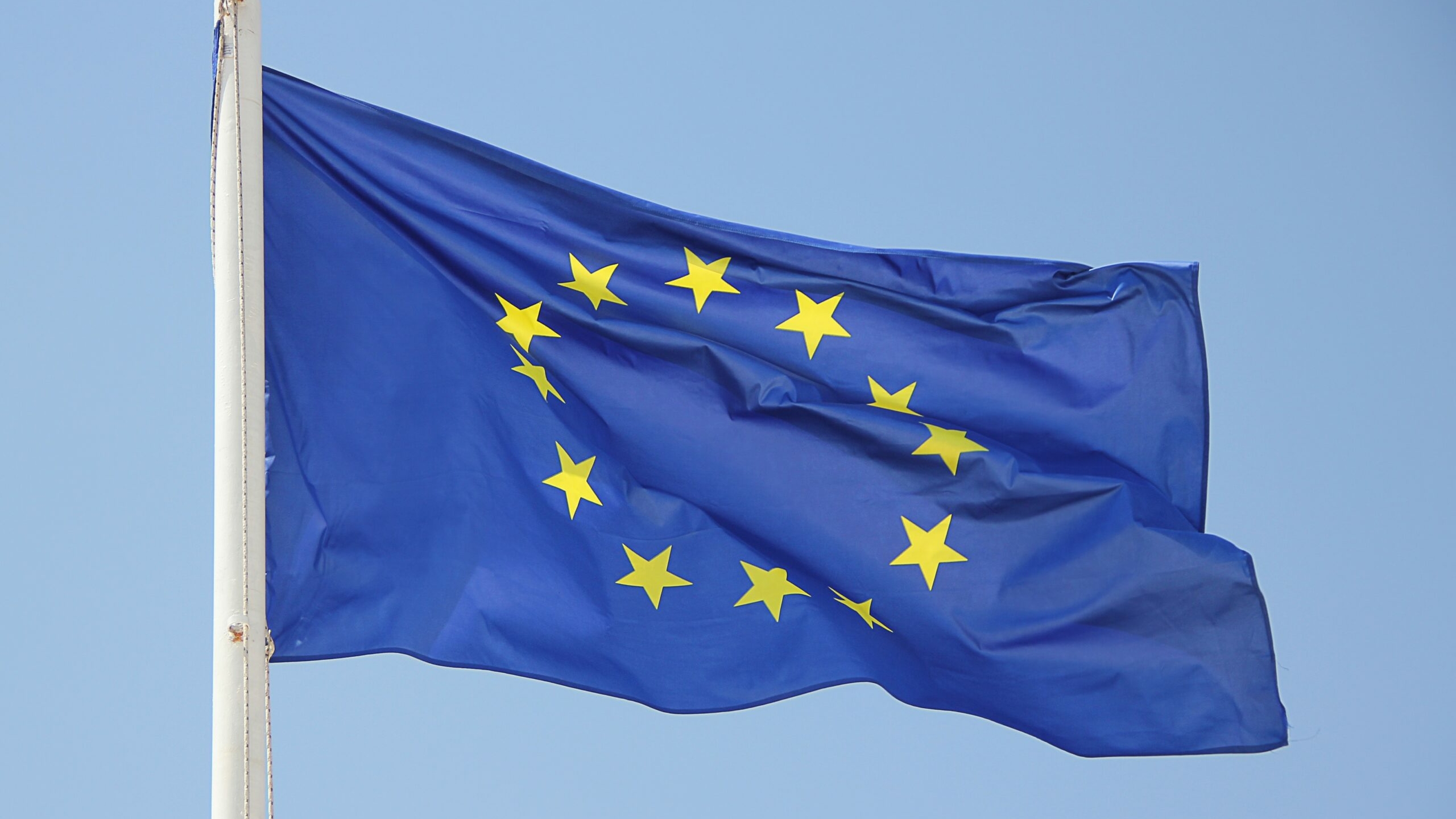 ЕС одобрил передачу доходов от активов РФ в пользу Киева