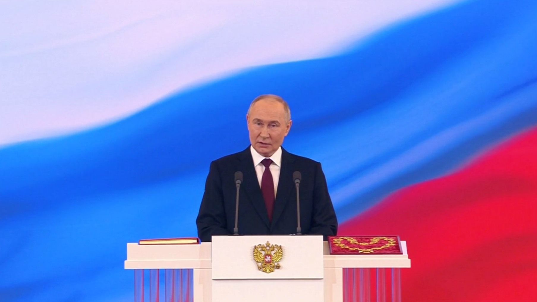 Путин приедет на ПМЭФ в Петербург 7 июня