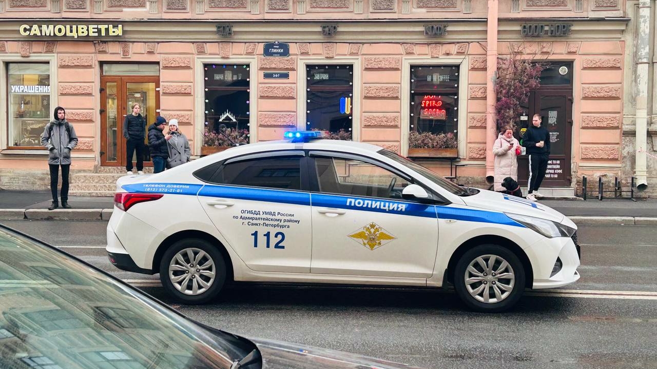 Полицейские от скуки жестко избили пьяного петербуржца — им грозит уголовка