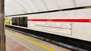 Станции закрыты, поезда не ходят: что известно о коллапсе на красной ветке метро Петербурга 16 октября