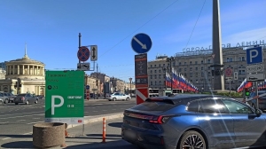 Парковка по-петербургски: сколько стоит оставить авто в центре в 2025 году?