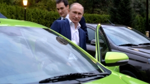 Строительство М-11 завершено: Путин за рулем Lada открыл Северный обход Твери