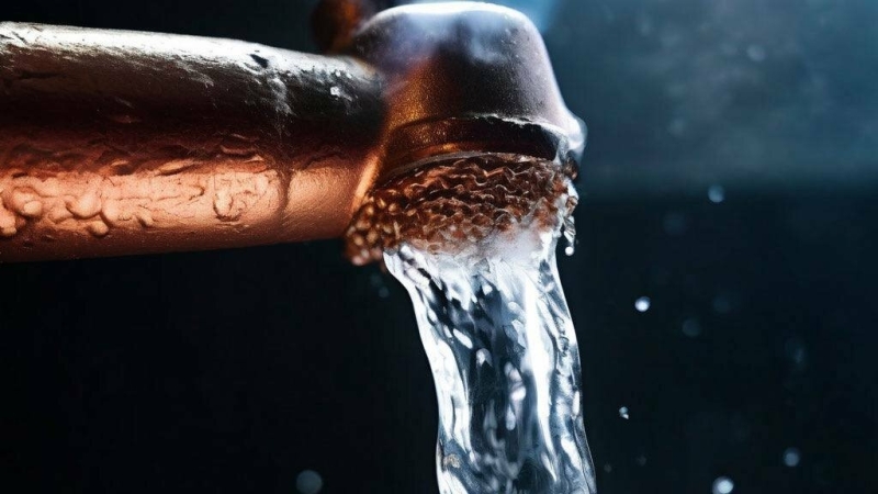 Нужно ли перекрывать воду во время отключения ГВС в Петербурге и зачем?