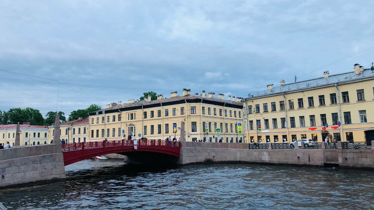 В Петербурге возбуждено уголовное дело из-за обрушения перекрытия в доме на Гороховой