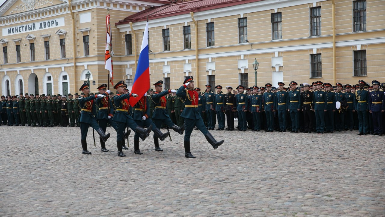 В Петербурге состоялся юбилейный выпуск лейтенантов Военного института физической культуры