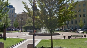 В центре Петербурга появился «пенный» фонтан: ремонт займет три дня