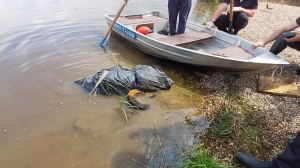 В реке Урал нашли завернутое в мусорные мешки женское тело с грузом