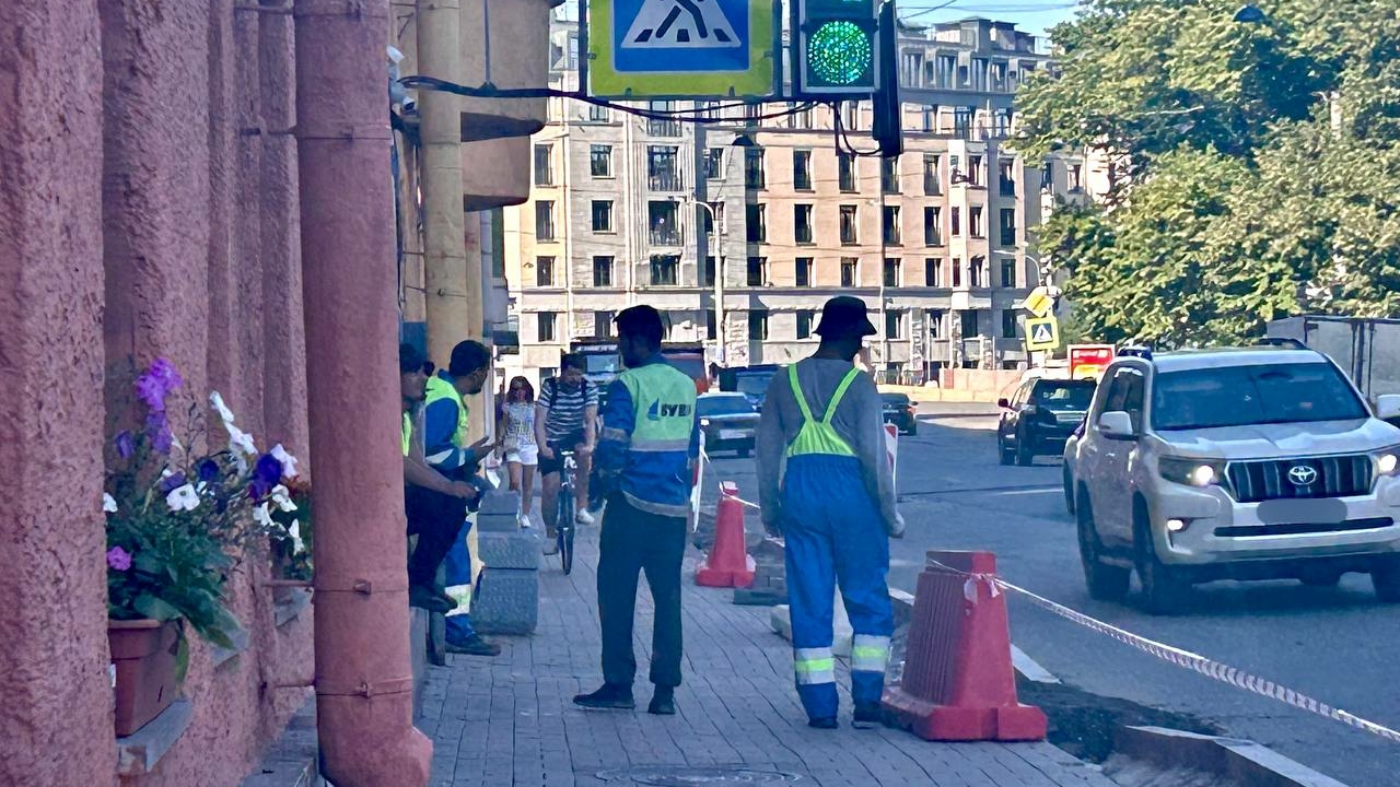 В Петербурге задержали иностранца за организацию незаконной миграции