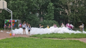 Малолетние петербуржцы устроили пенную вечеринку во Фрунзенском районе