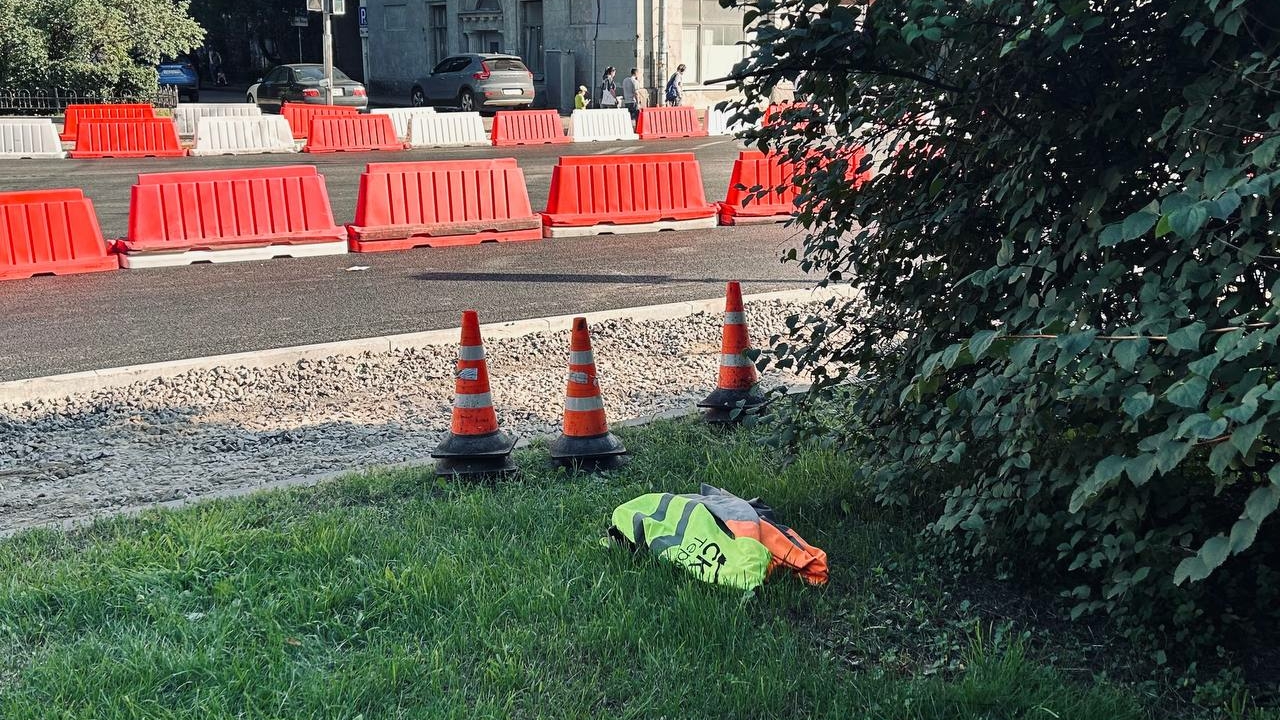 Авито Работа: вахтовым дорожным рабочим в Петербурге готовы платить почти 200 тысяч рублей