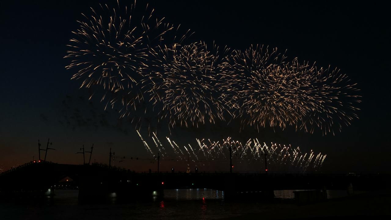 Жители Петербурга останутся без праздничного фейерверка в новогоднюю ночь