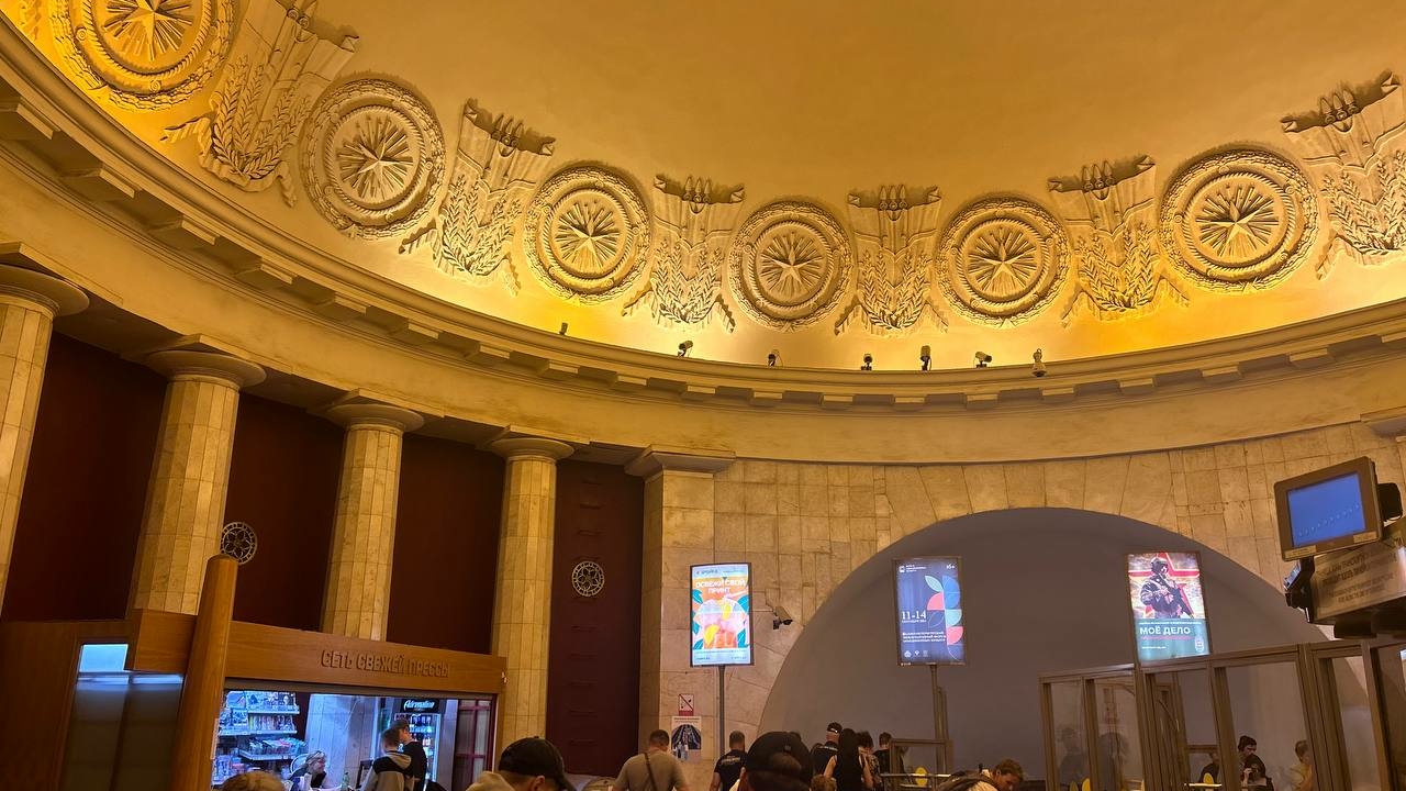 Заранее планируйте маршрут: на «Площади Восстания» 2 марта начнется капремонт эскалаторов