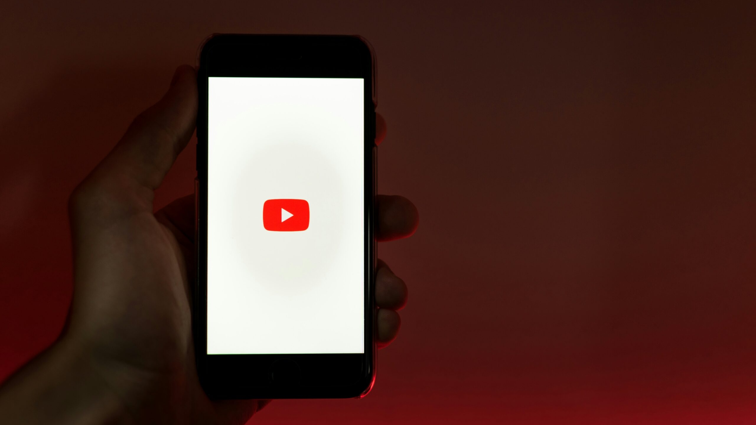 Эксперты рассказали о незаконном ускорении YouTube