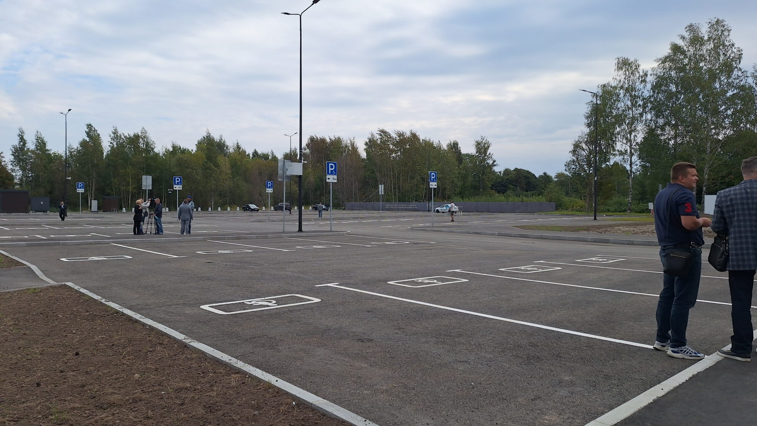 Парковки в Рыбацком готовы к изменениям маршрутов пригородных поездов