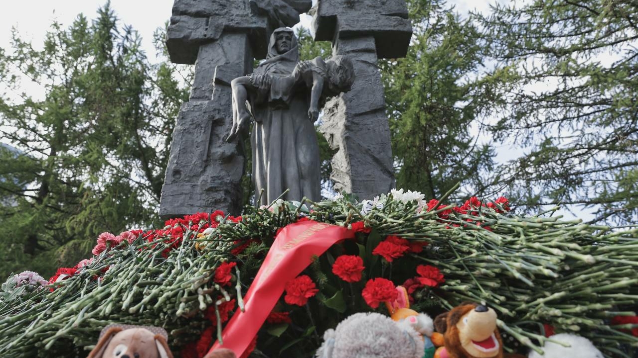 В Петербурге почтили память жертв трагедии в Беслане