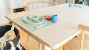 Петербургские дети с редким генетическим заболеванием остались без запасов лечебного питания