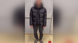 Дроппер пойман: 22-летний парень из Омска забрал у петербургского пенсионера 4 млн рублей