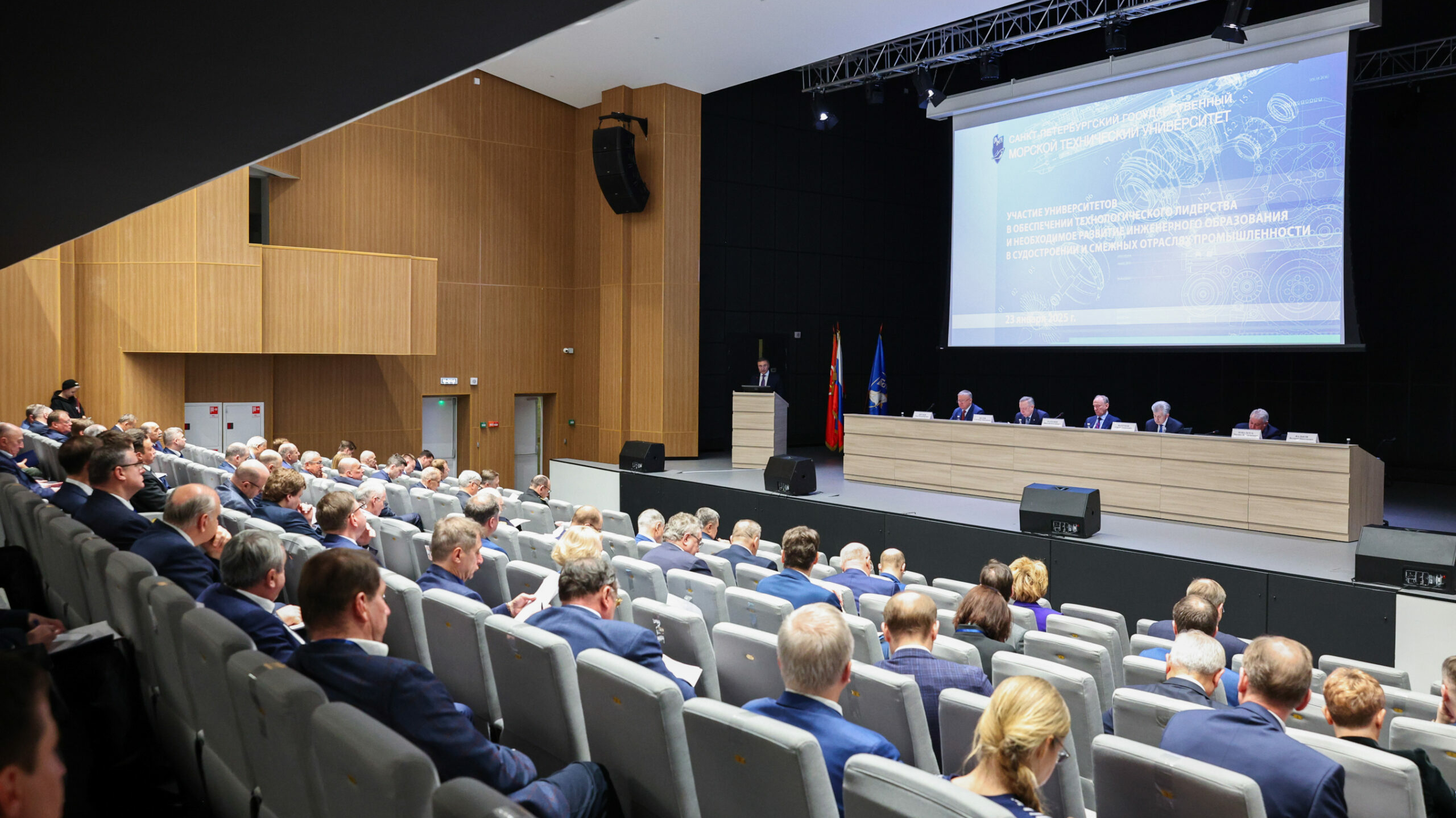 Петербург продолжит расширять партнерство вузов и школ в сфере судостроения