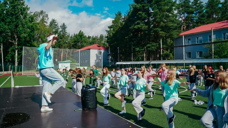 Шиш вместо льготной путевки в лагерь? Посмотрите, что придумали чиновники Петербурга в 2026