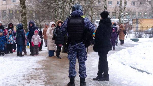 Неисправная розетка спровоцировала эвакуацию в детском саду на Наличной