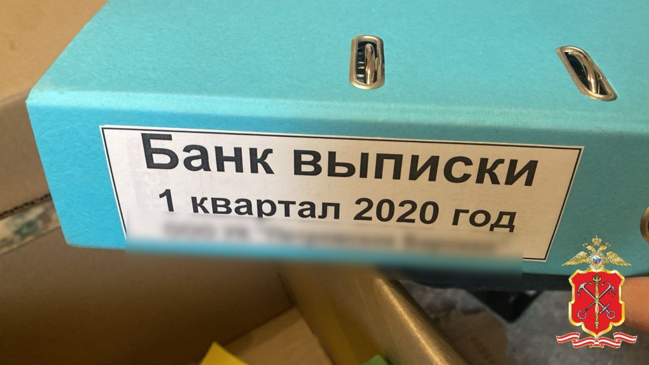 Теневые банкиры из Ленобласти обогатились на почти 48 млн рублей: их задержали