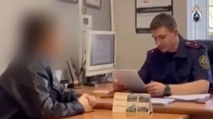 В Воронеже 20-летняя мать оставила дома трехлетнюю дочь на три дня без еды и воды