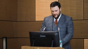 Глава Петростата впервые выступит перед петербургскими депутатами
