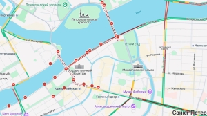 Центр Петербурга окрасился в багровый из-за репетиции парада Победы