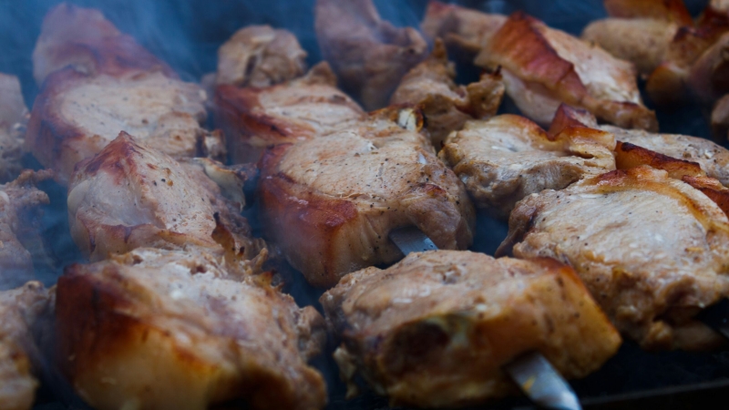 Чем полезен шашлык из мяса и как его правильно готовить?