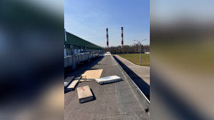 Петербуржец разбил голову во время работ на молочном заводе «Пискаревский»
