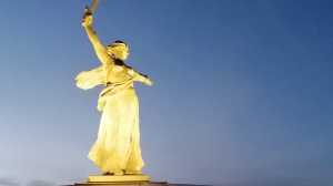 В голове монумента «Родина-мать зовет!» нашли тело ректора. Названа причина смерти