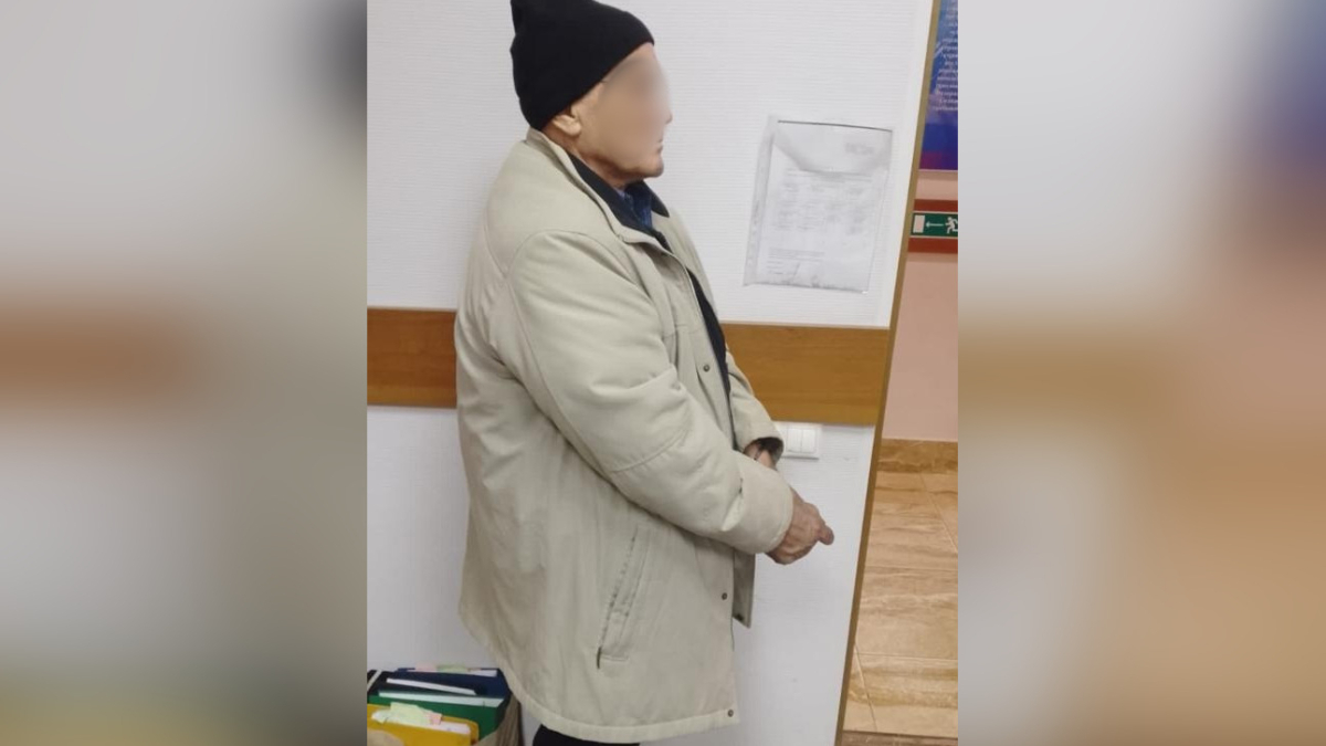 В Петербурге мигрант получил наказание за ссору с играющими в снежки школьниками: иностранец пырнул 14-летнего